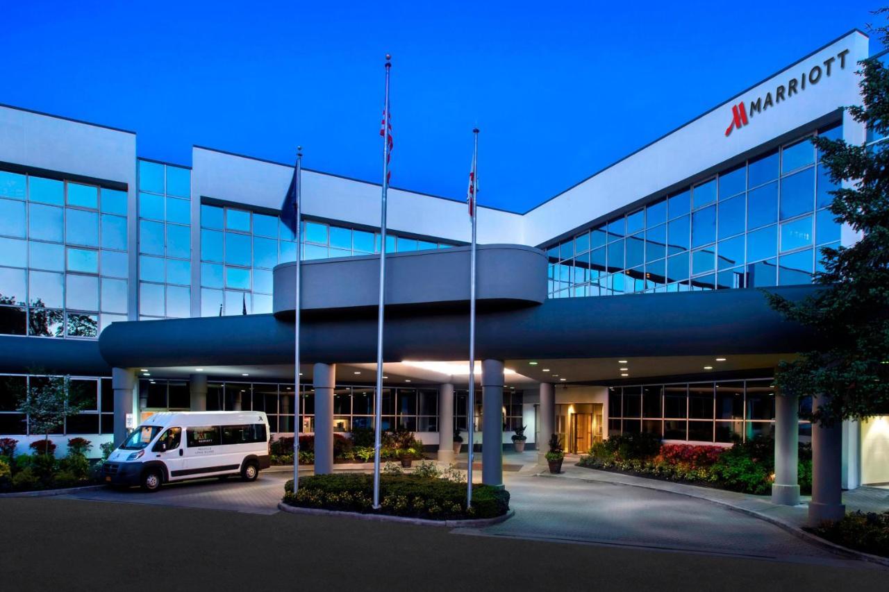 Marriott Melville Long Island Extérieur photo