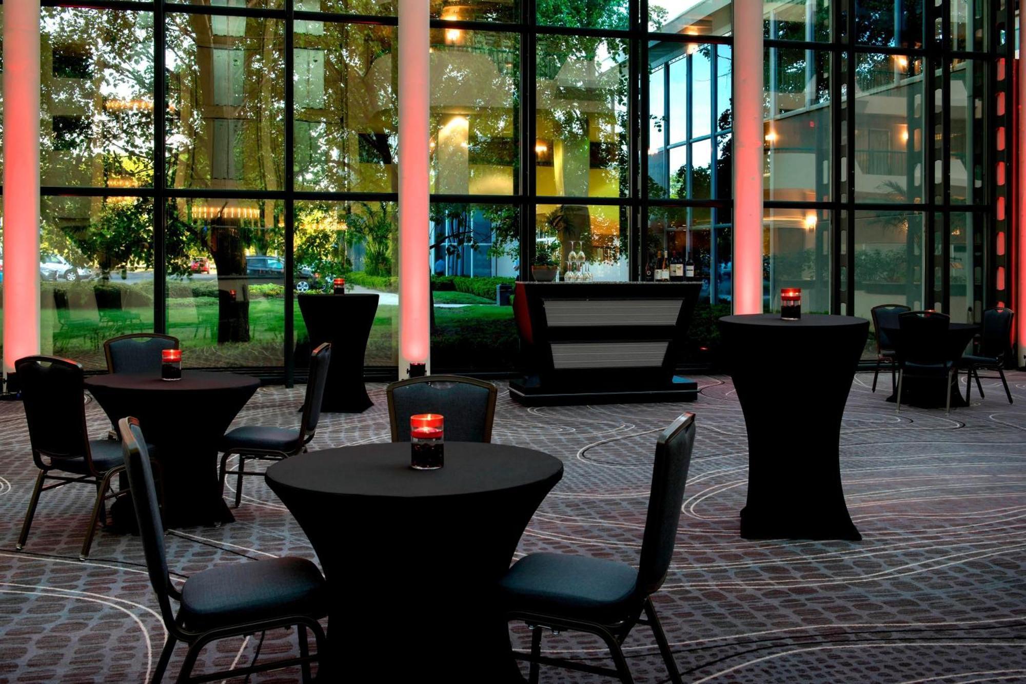 Marriott Melville Long Island Extérieur photo