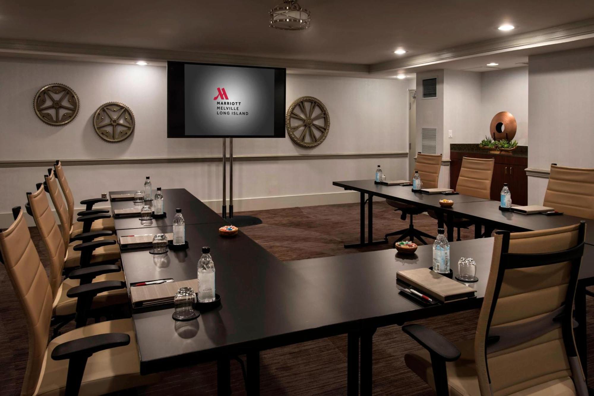 Marriott Melville Long Island Extérieur photo