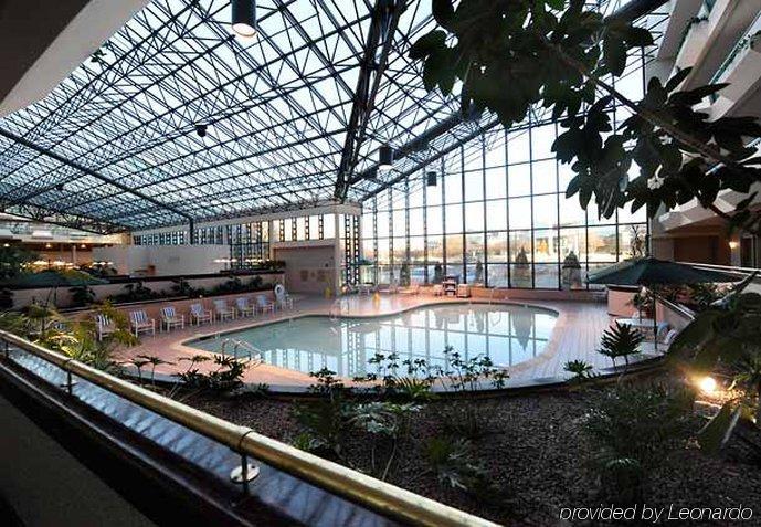 Marriott Melville Long Island Extérieur photo