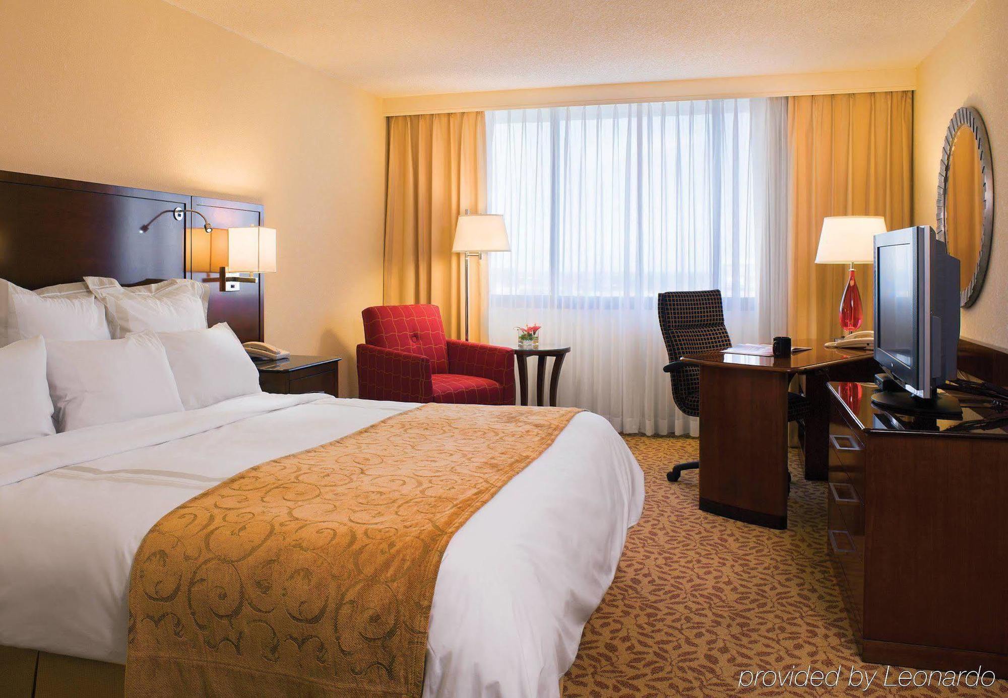 Marriott Melville Long Island Extérieur photo